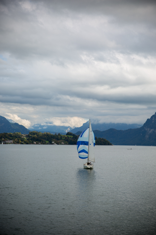 gal-meets-glam-lucerne-switzlerand-water - Julia Berolzheimer