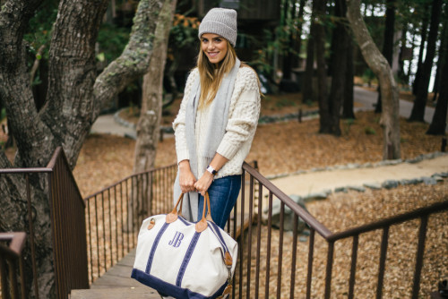 Gal Meets Glam Essential Guide to Big Sur California: What to Pack