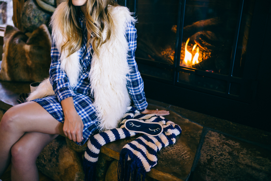 Gal Meets Glam Aerie Cozy Holiday PJs