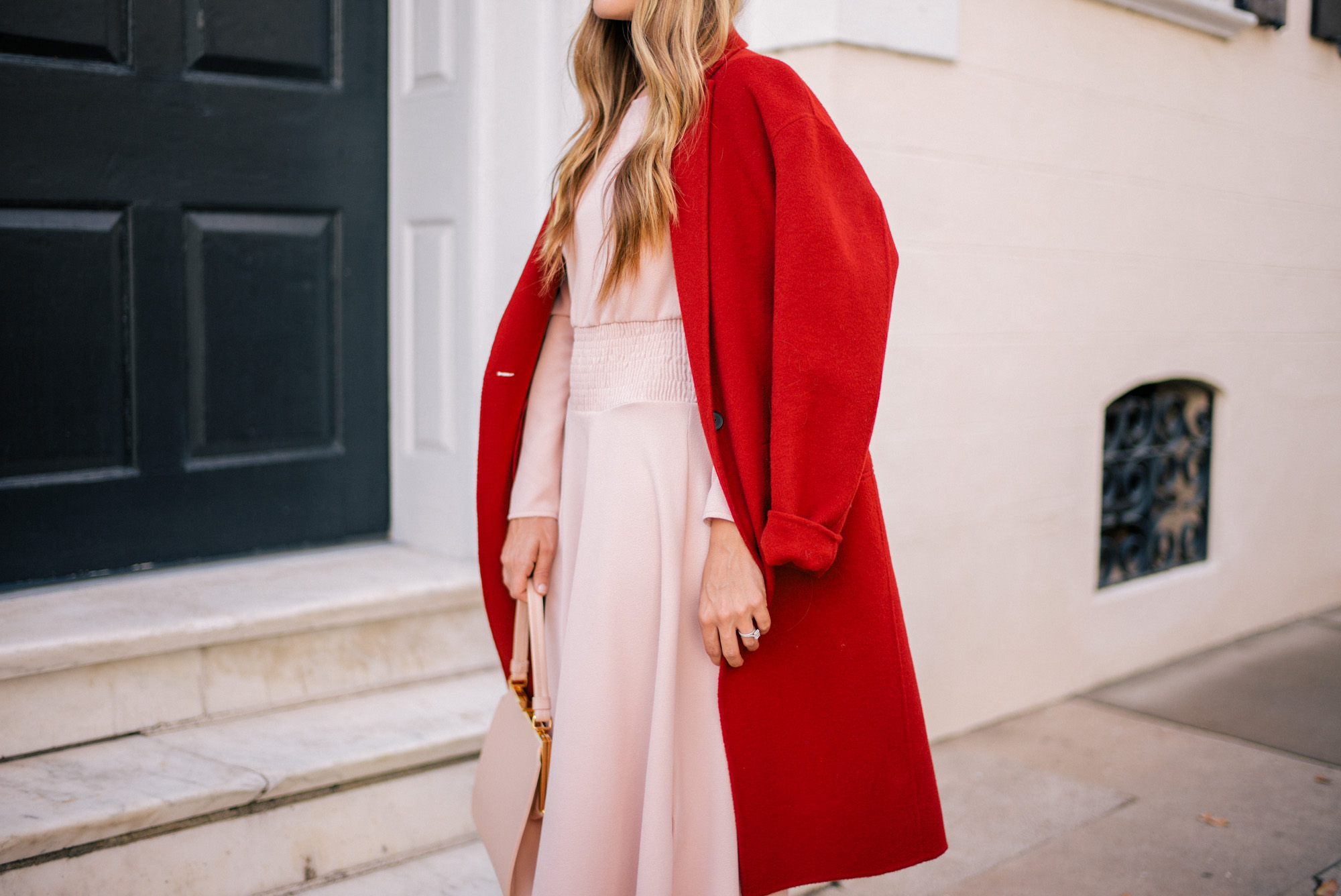gmg-pink-dress-red-coat-1009542
