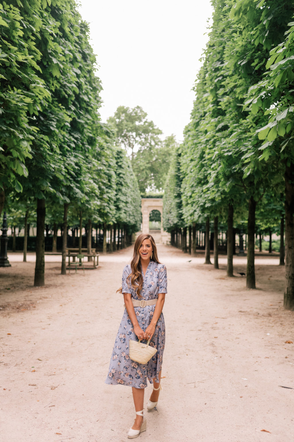 Summer Blues In Paris - Julia Berolzheimer