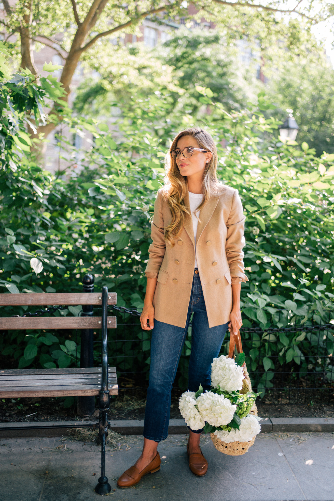 Fall In Boston - Julia Berolzheimer in 2023  Gal meets glam, Boston  outfits, Gal meets glam fall