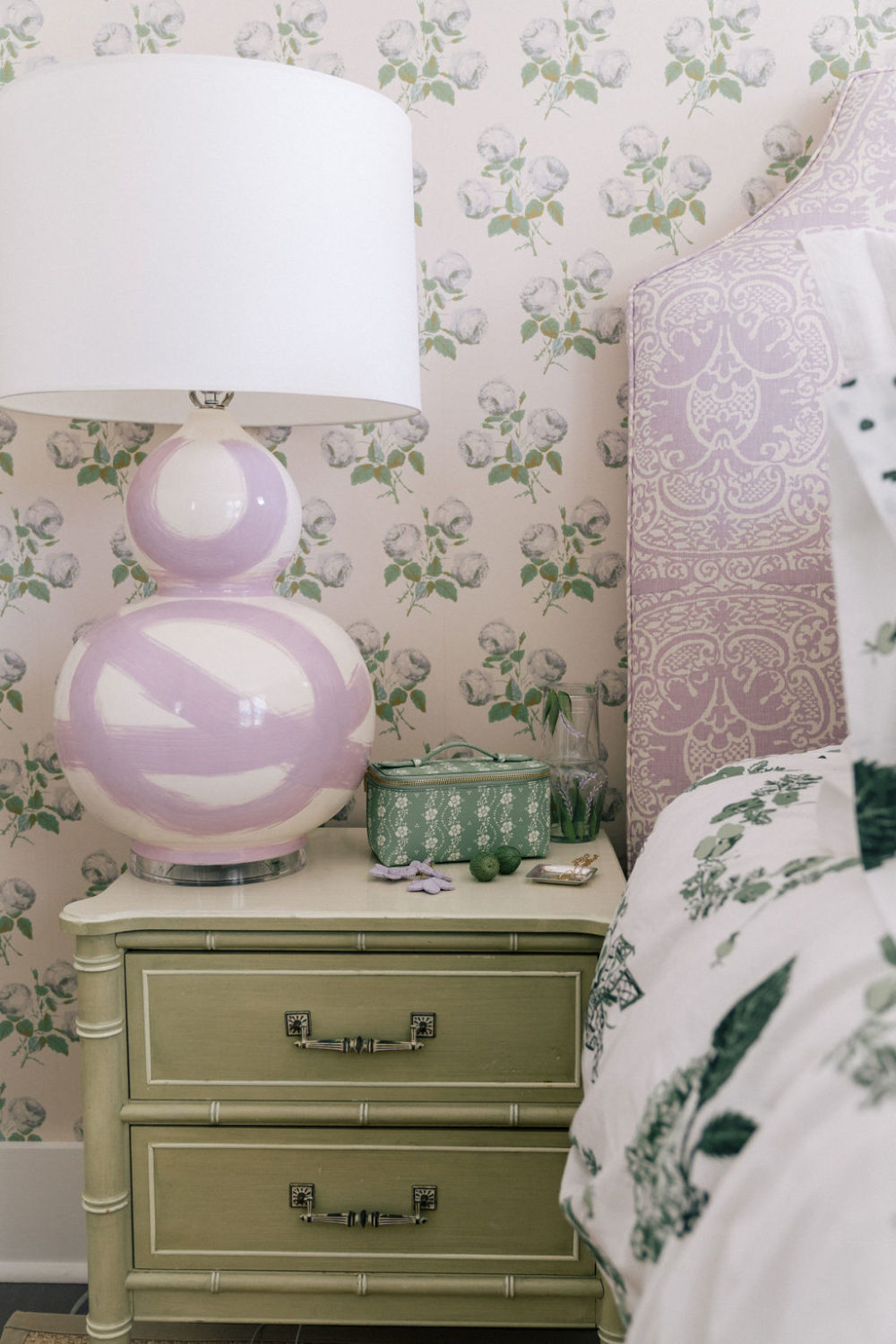Spring Bedding Refresh - Julia Berolzheimer