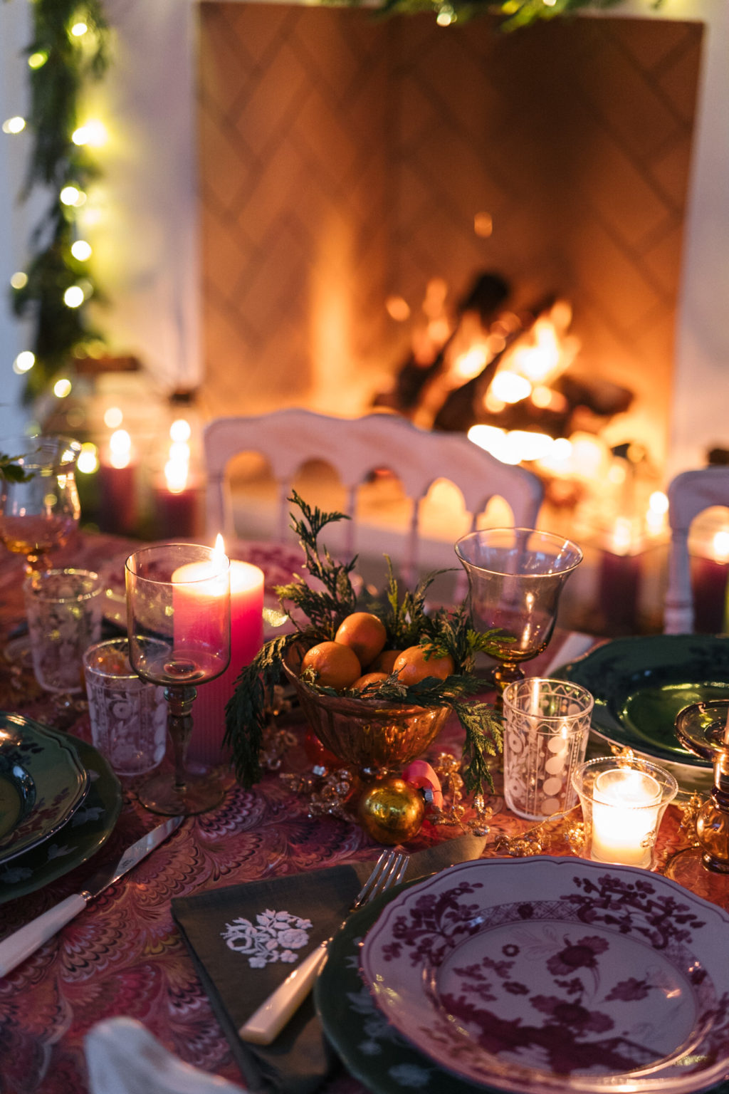 Setting A Holiday Table - Julia Berolzheimer