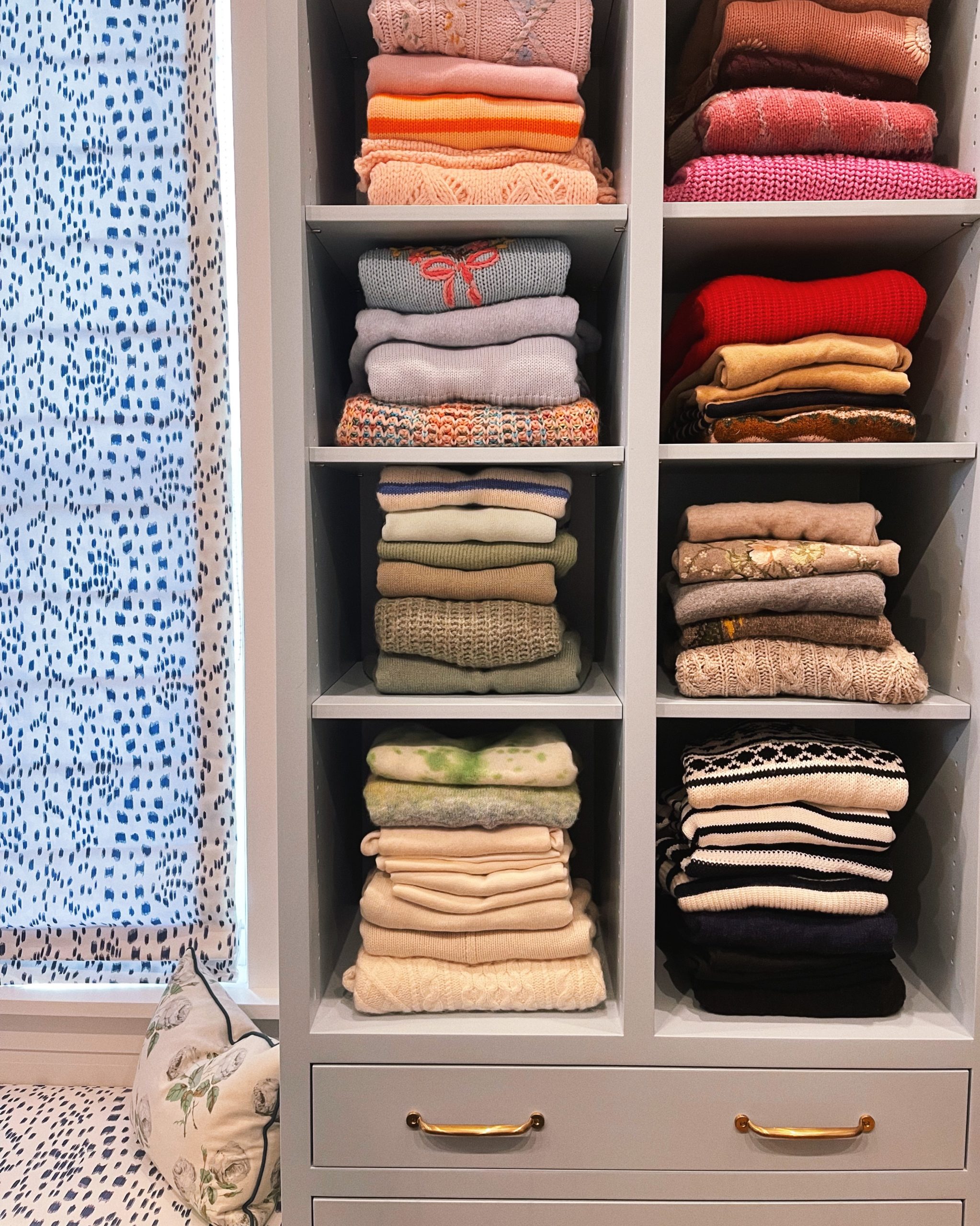 5 Tips to Optimize Your Closet Organization for Summer – Closets
