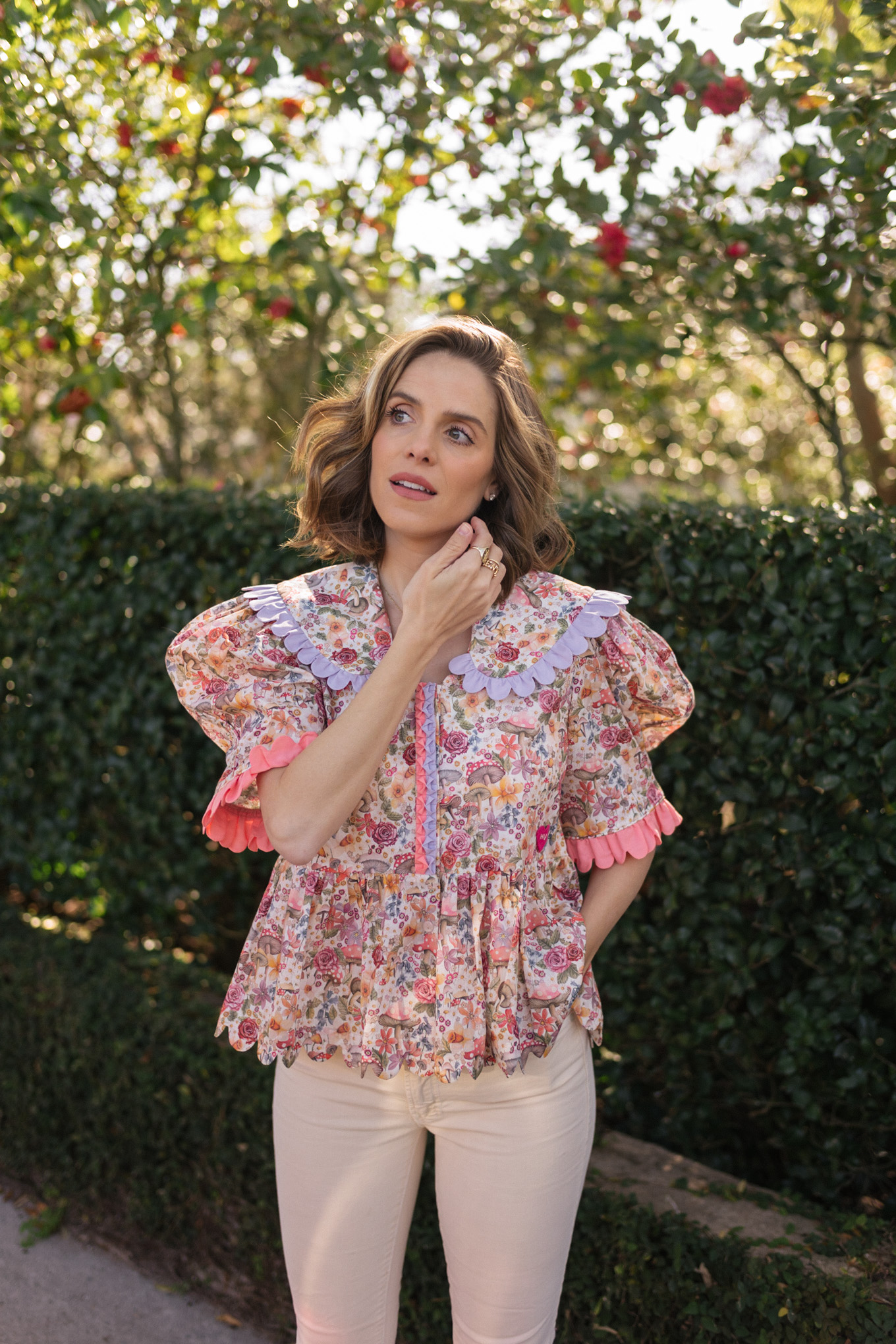 scalloped floral print cotton poplin blouse