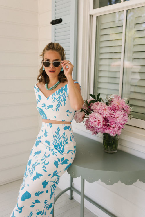 blue white printed set