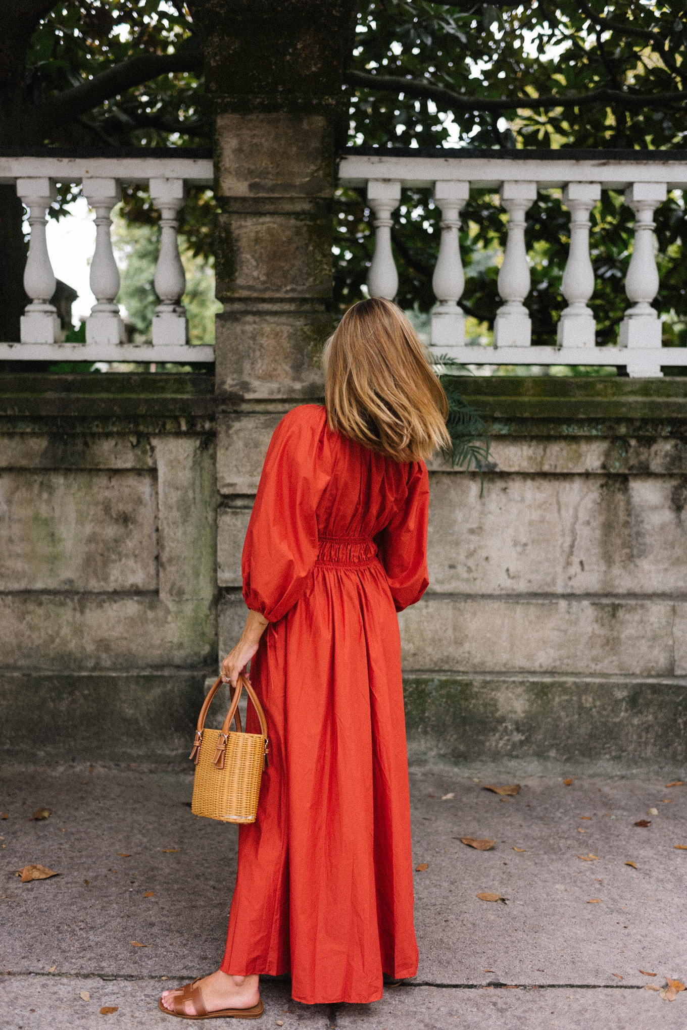red puff sleeved dress