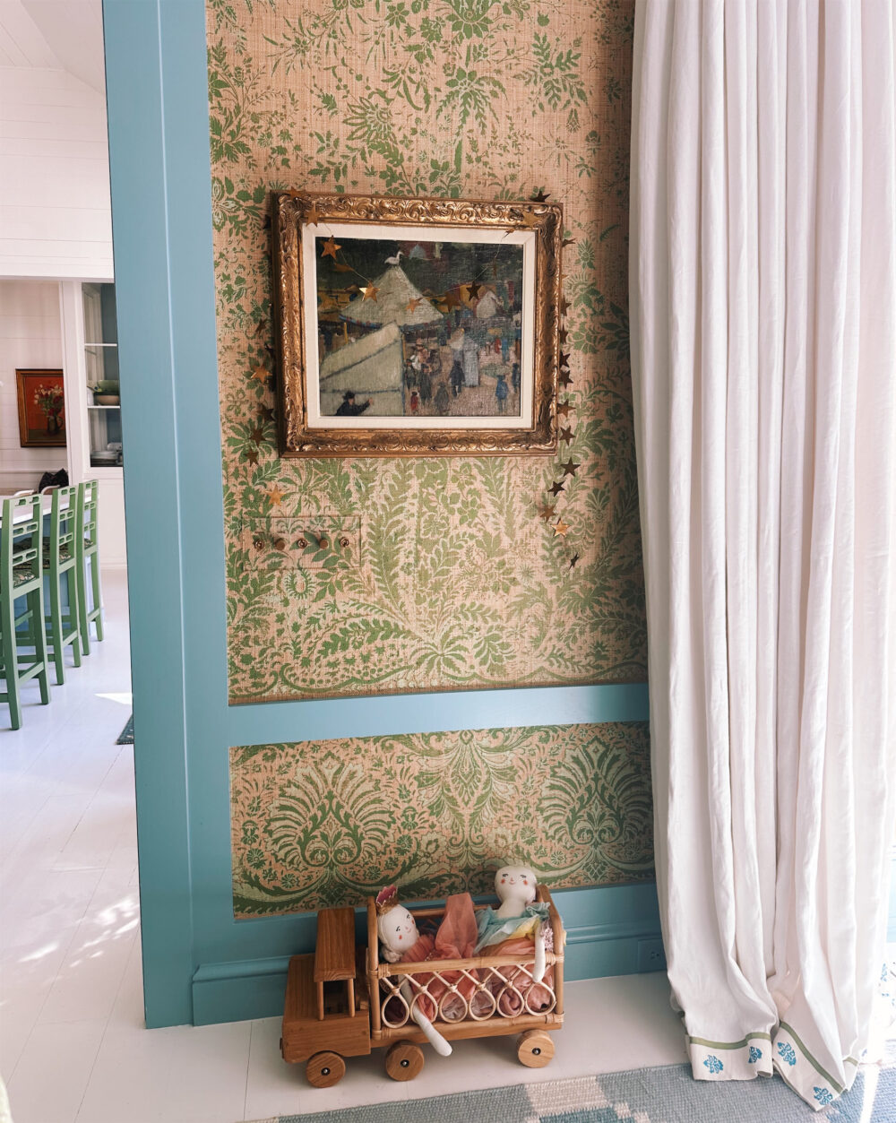 Holiday Home Tour - Julia Berolzheimer