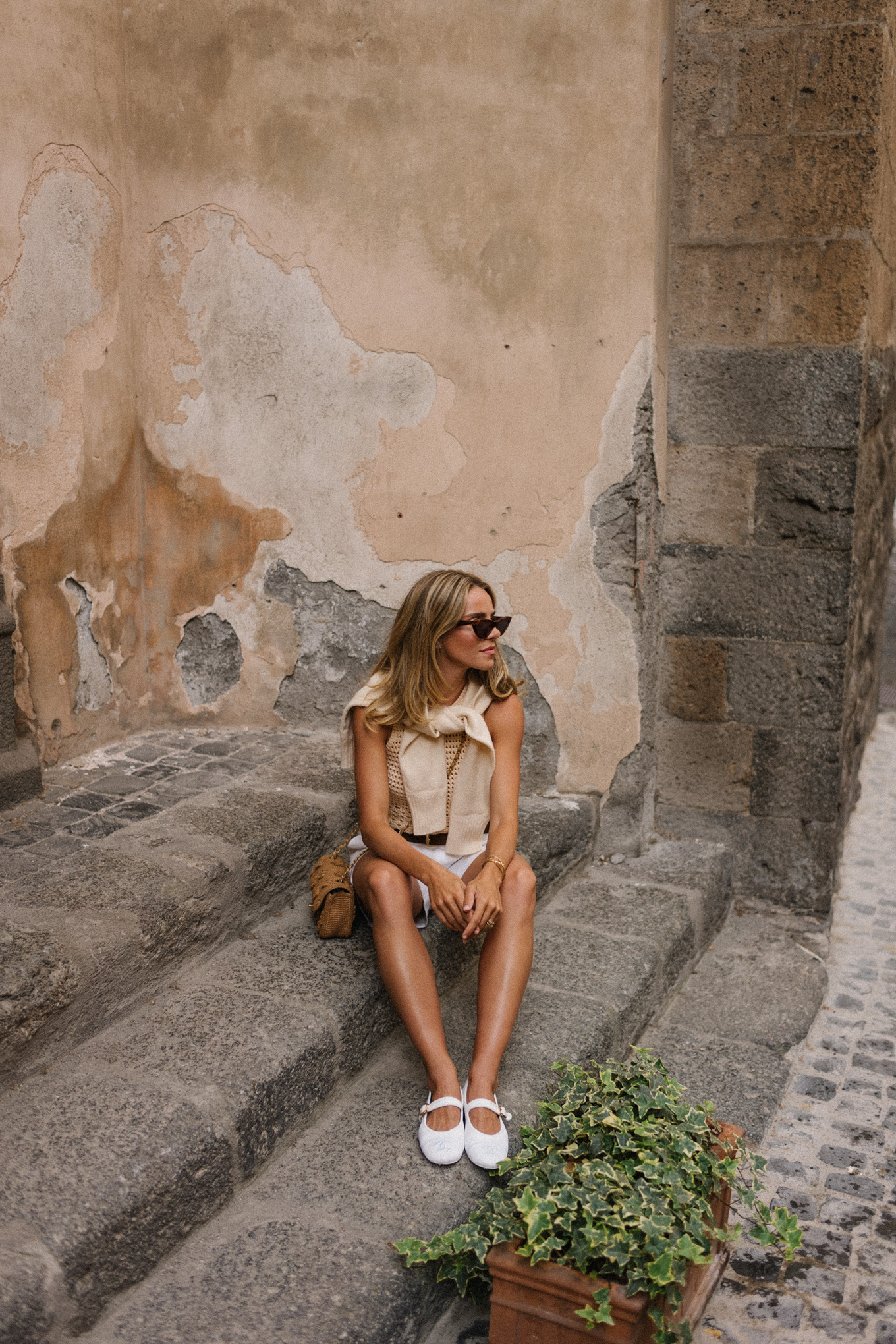 white shorts cream sweater tank cream sweater neutral accessories