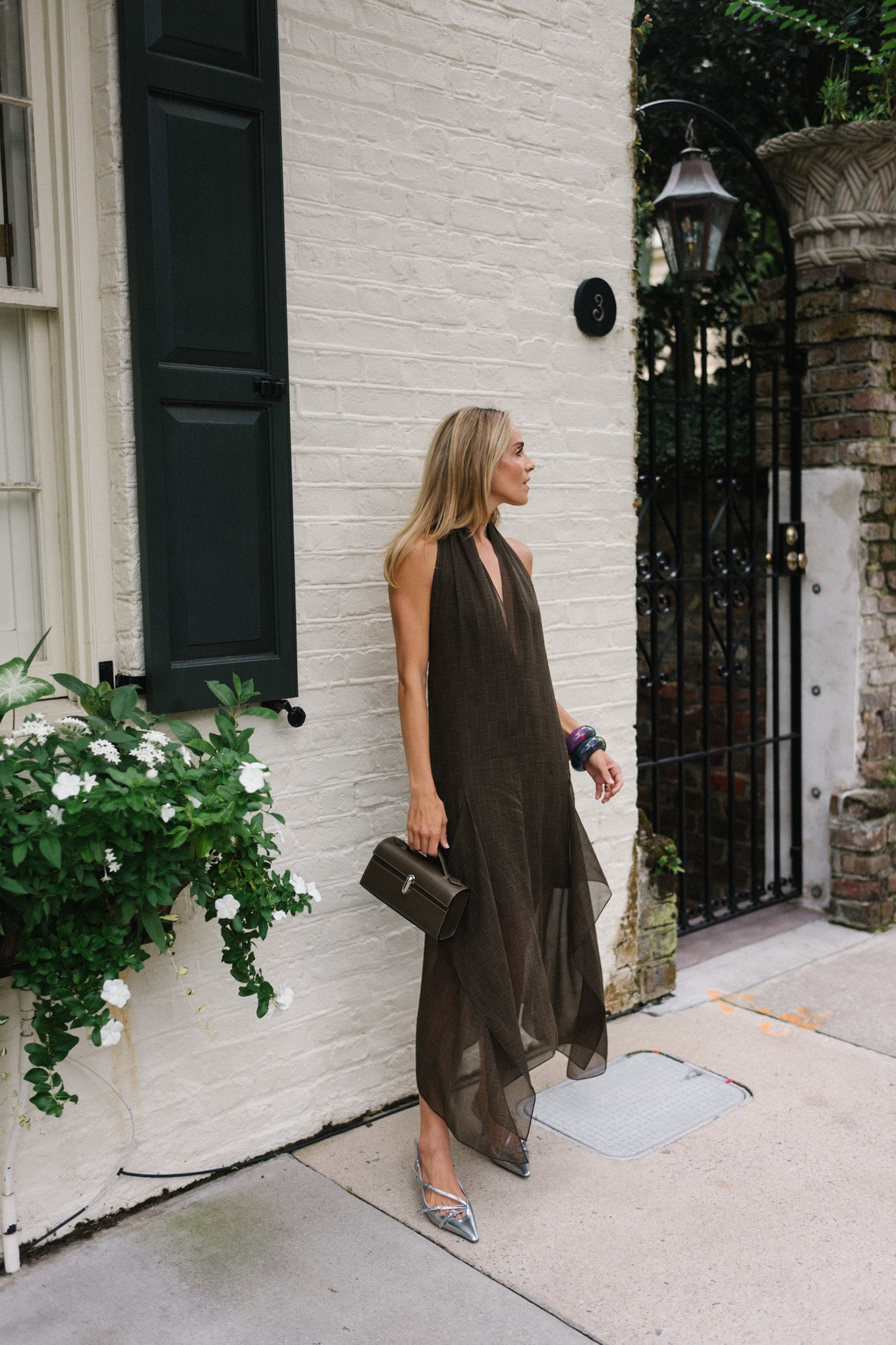 brown handkercheif dress brown leather handbag silver pumps