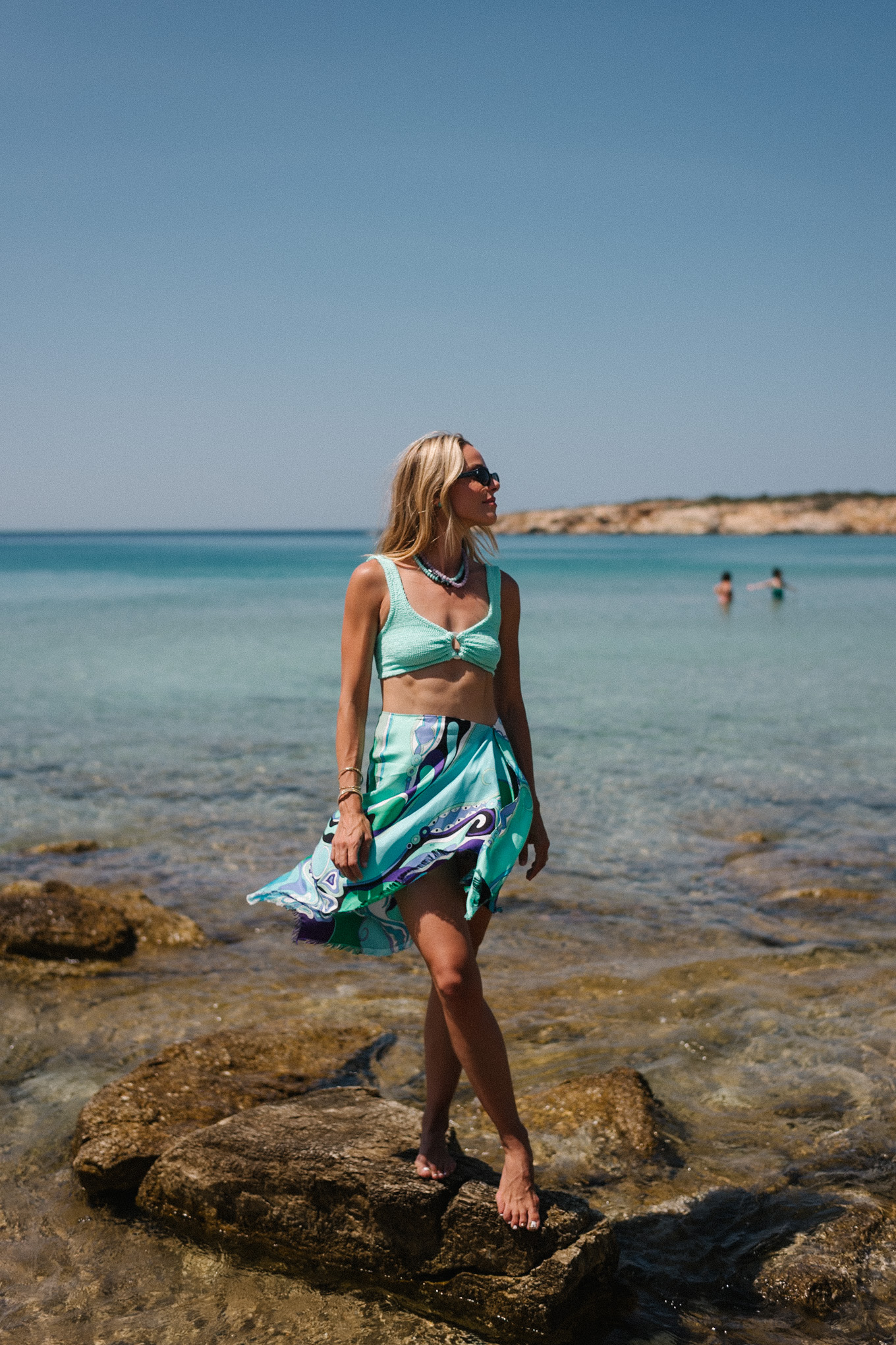 20250617-jb-hunza-g-swim-pucci-skirt-1004031 برايم إلى الشاطئ: تحرير الشاطئ