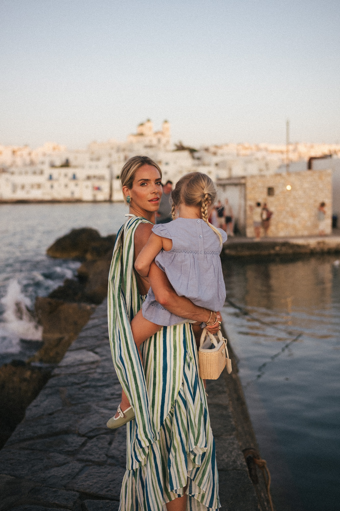 Linen After Dark: Moonlit Dinner Dresses Linen After Dark: Moonlit Dinner Dresses