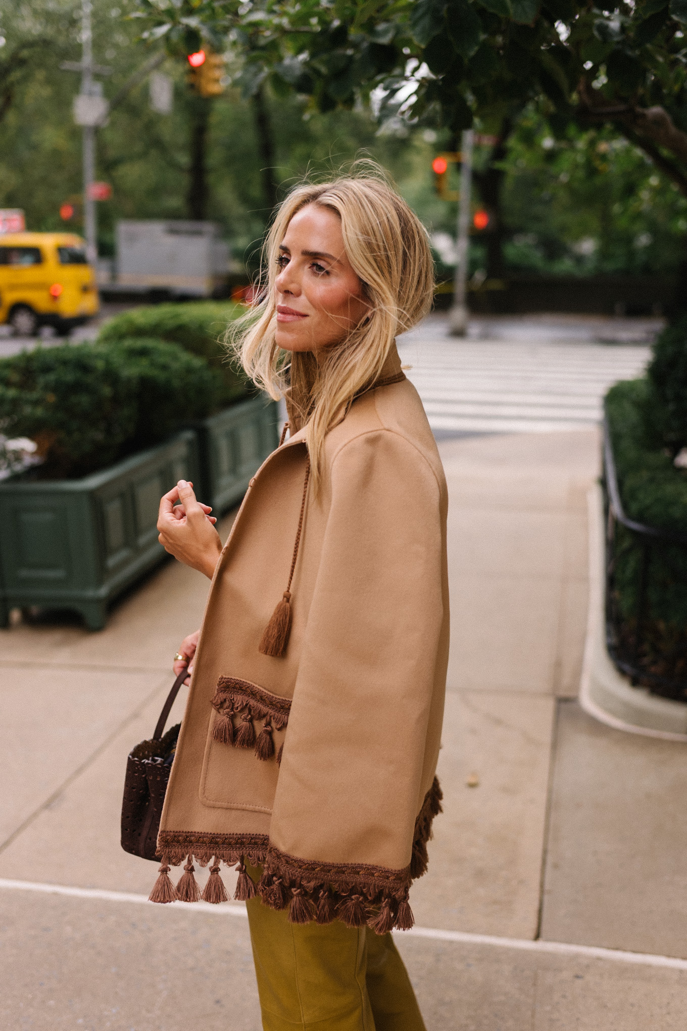 gold silk blouse gold leather pants tan suede coat