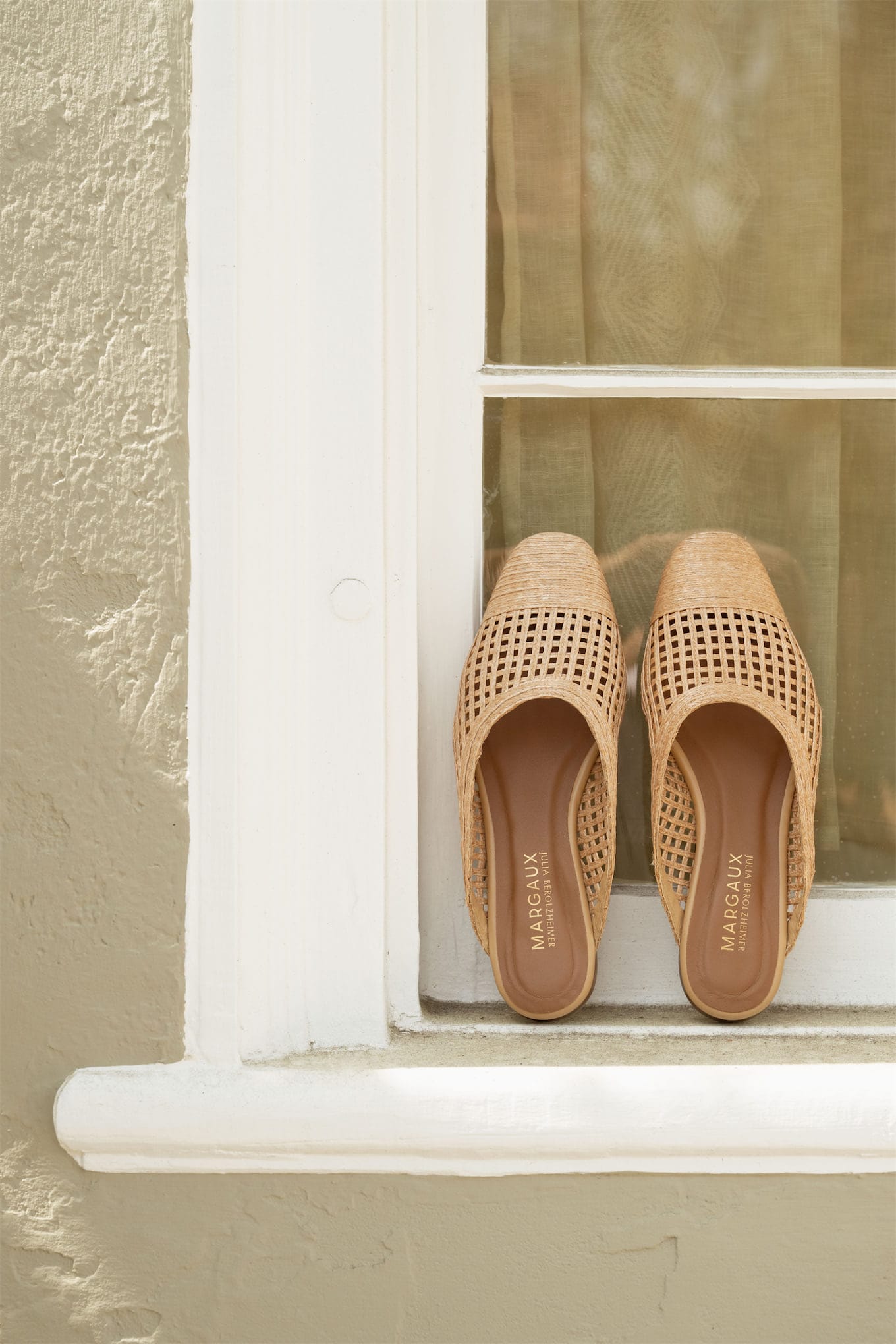 rattan mules